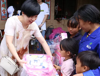 當走在前面的時候，別忘了拉后面的人一把——記干塘子村捐助