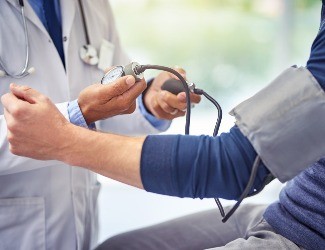 誘發(fā)高血壓的四個不良習慣，90%的人都在做！